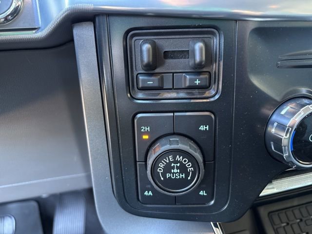 New 2025 Ford F150 Lariat w/ Equipment Group 502A High image 26