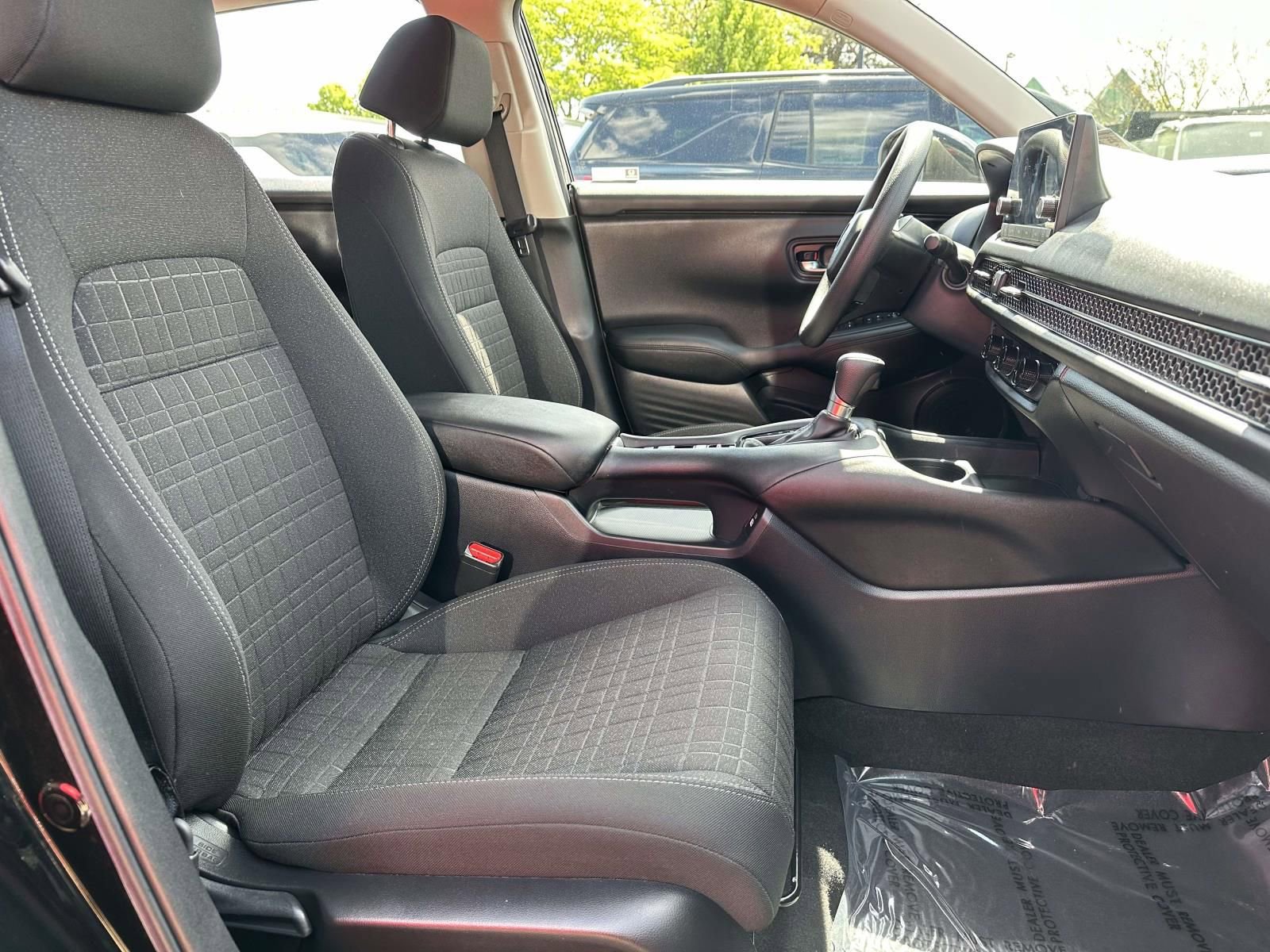 Used 2023 Honda HR-V LX image 26
