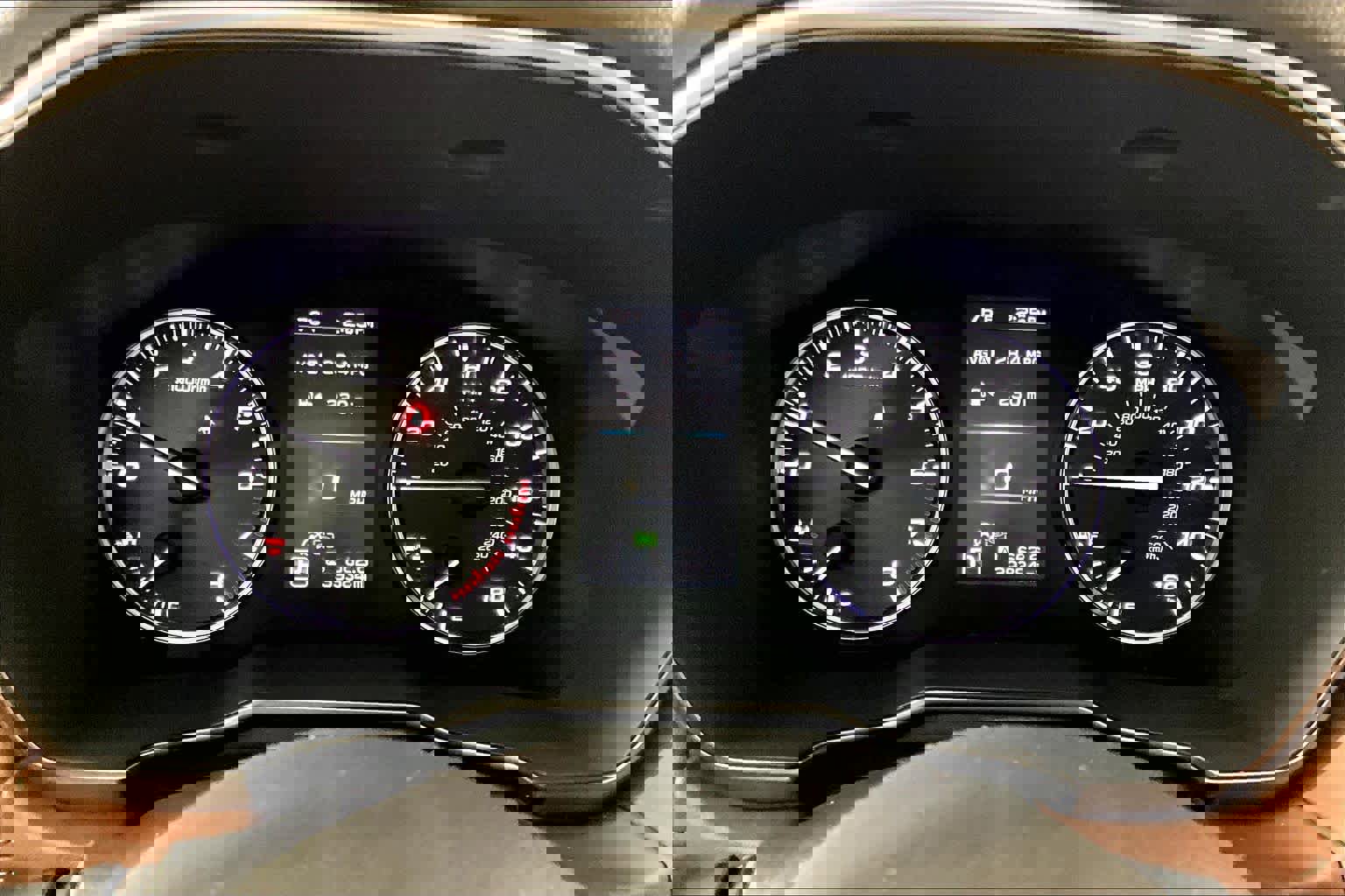 Used 2020 Subaru Outback Touring w/ Popular Package #2 image 24