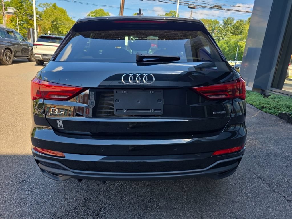 Used 2023 Audi Q3 2.0T Premium Plus w/ Premium Plus Package AWD/4WD image 6