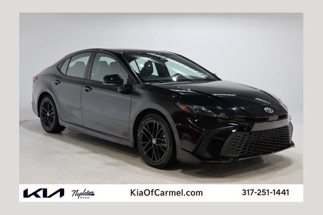 Used 2025 Toyota Camry SE