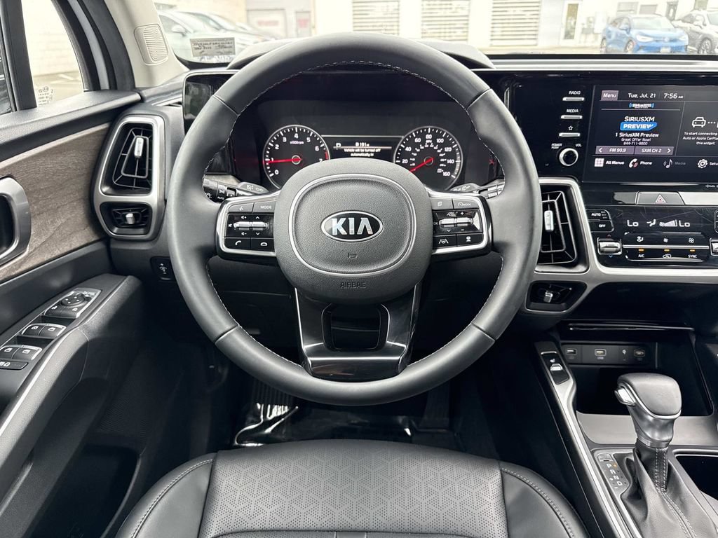 Used 2021 Kia Sorento EX AWD/4WD image 13