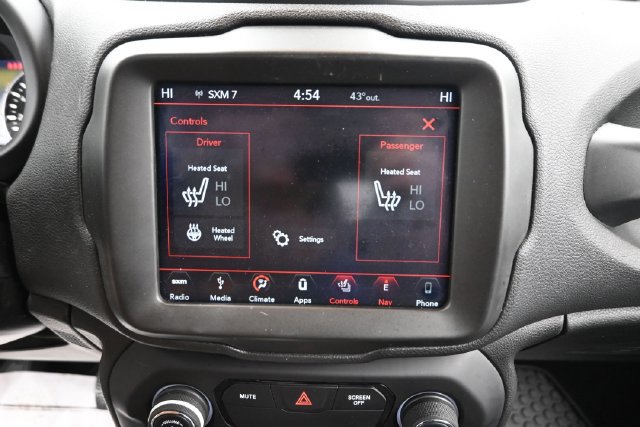 Used 2019 Jeep Renegade Trailhawk AWD/4WD image 16
