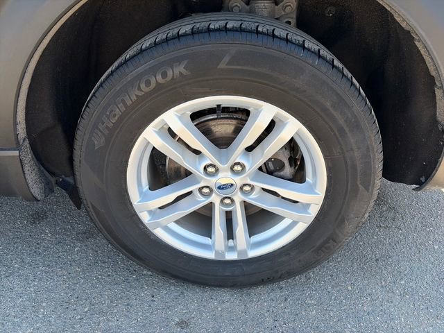 Used 2022 Ford Explorer XLT image 15