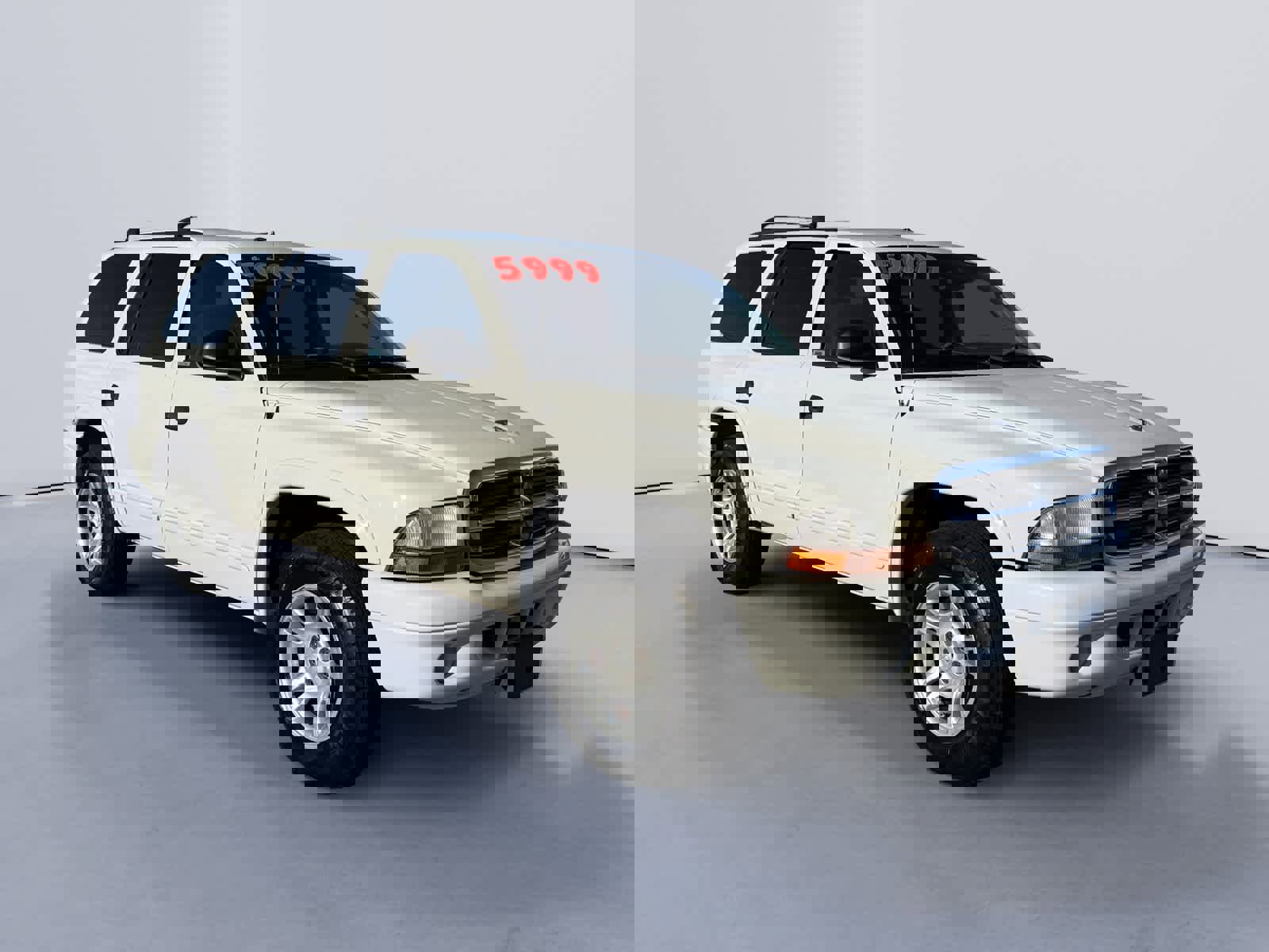 Used 2003 Dodge Durango SLT image 1