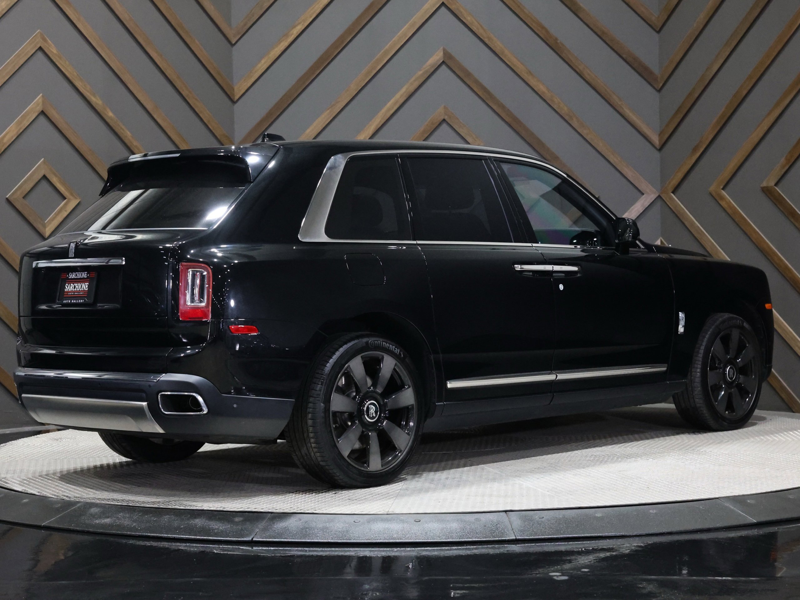Used 2019 Rolls-Royce Cullinan image 50