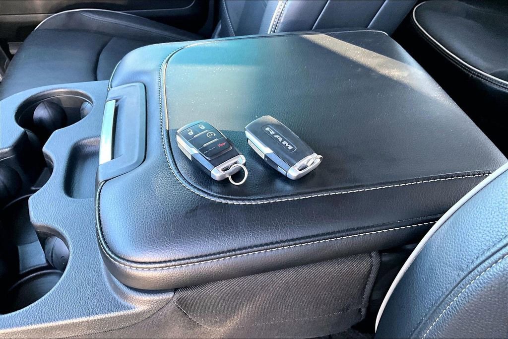 Used 2019 RAM 3500 Laramie image 10