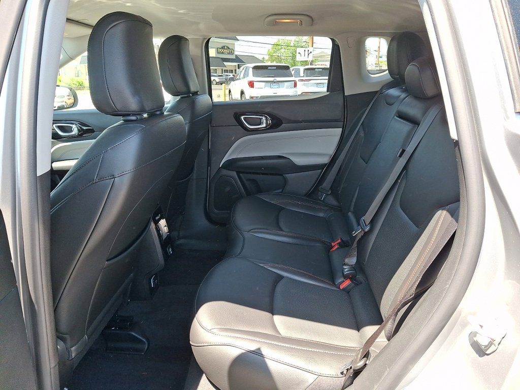 Used 2022 Jeep Compass Limited AWD/4WD image 20