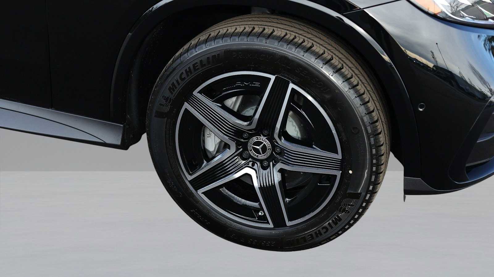 Used 2026 Mercedes-Benz GLC 300 4MATIC image 12