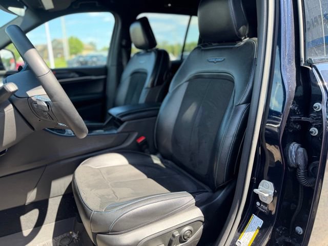 Used 2024 Jeep Grand Cherokee Trailhawk AWD/4WD image 49