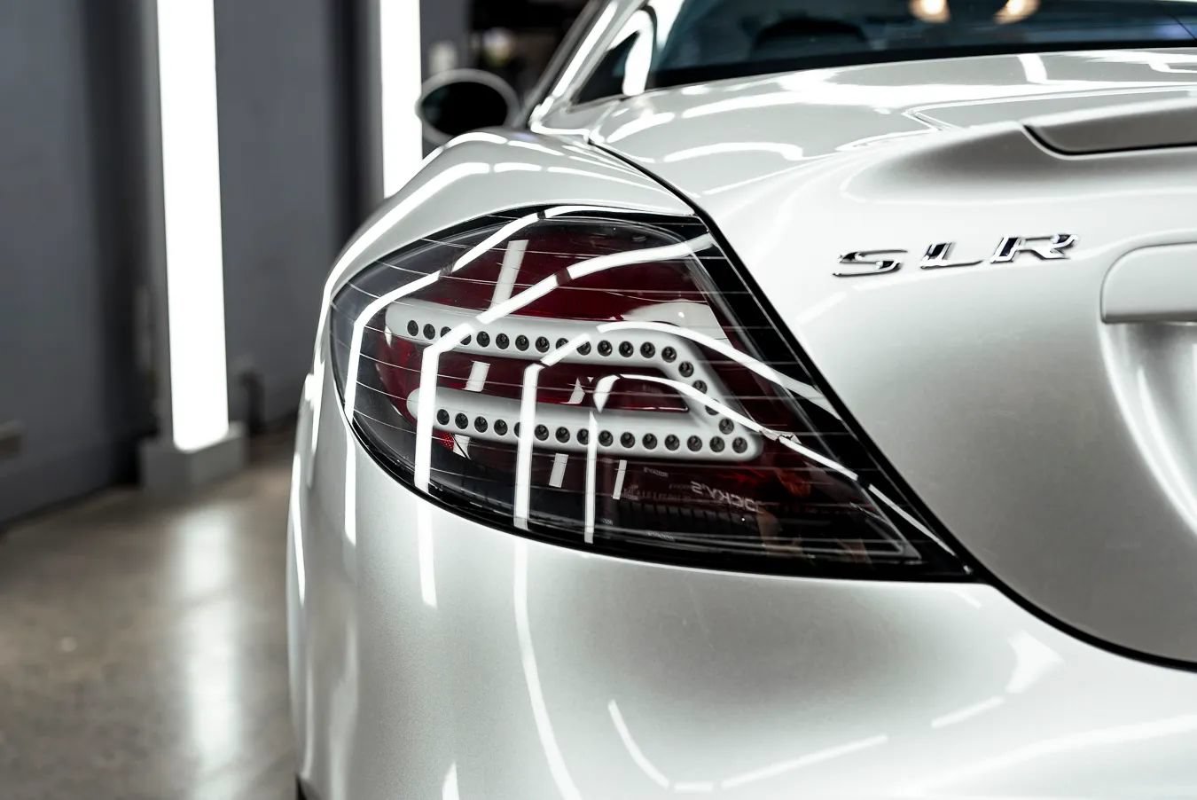 Used 2006 Mercedes-Benz SLR image 26