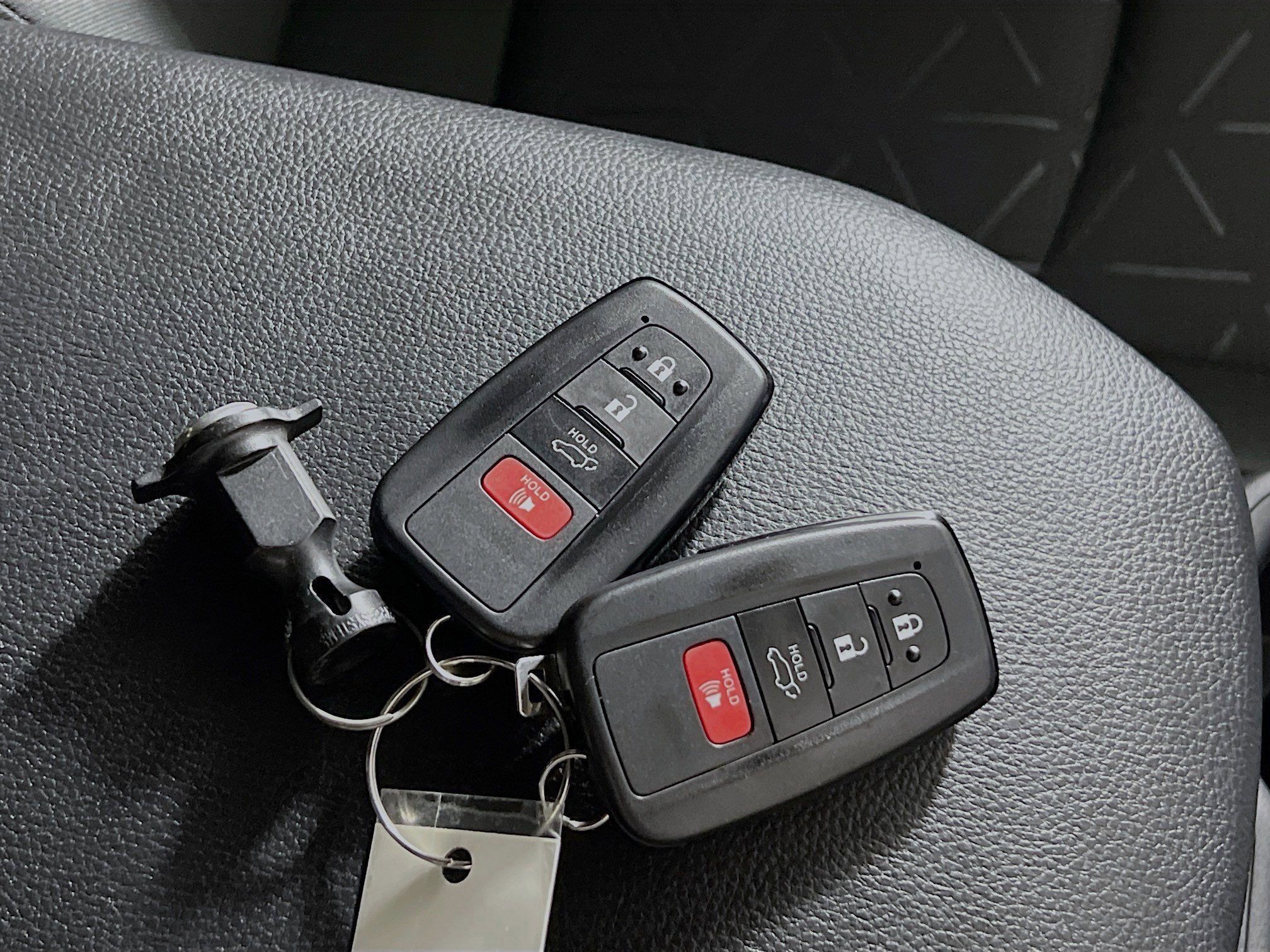 New 2025 Toyota RAV4 XLE image 37