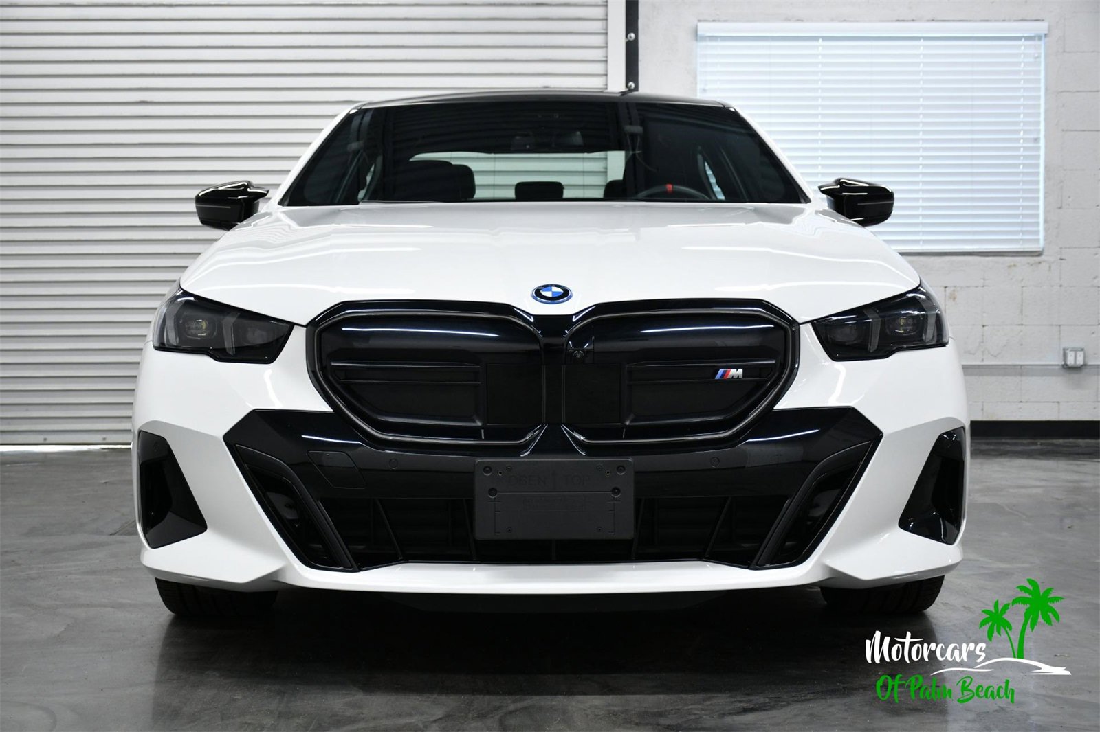 Used 2025 BMW i5 M60 w/ Premium Package image 13