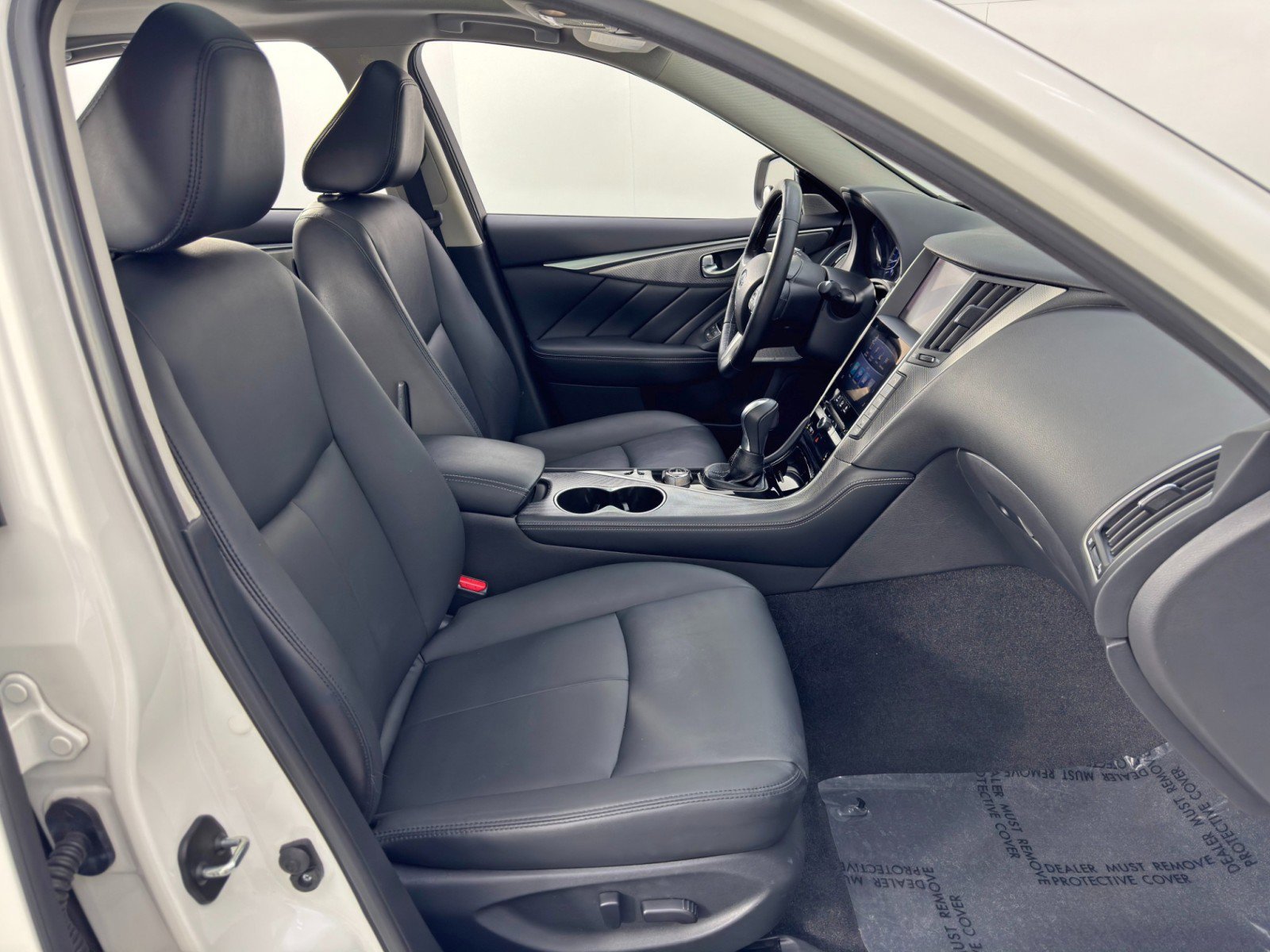 Used 2017 INFINITI Q50 3.0t Premium w/ 3.0T Premium Plus Package image 15