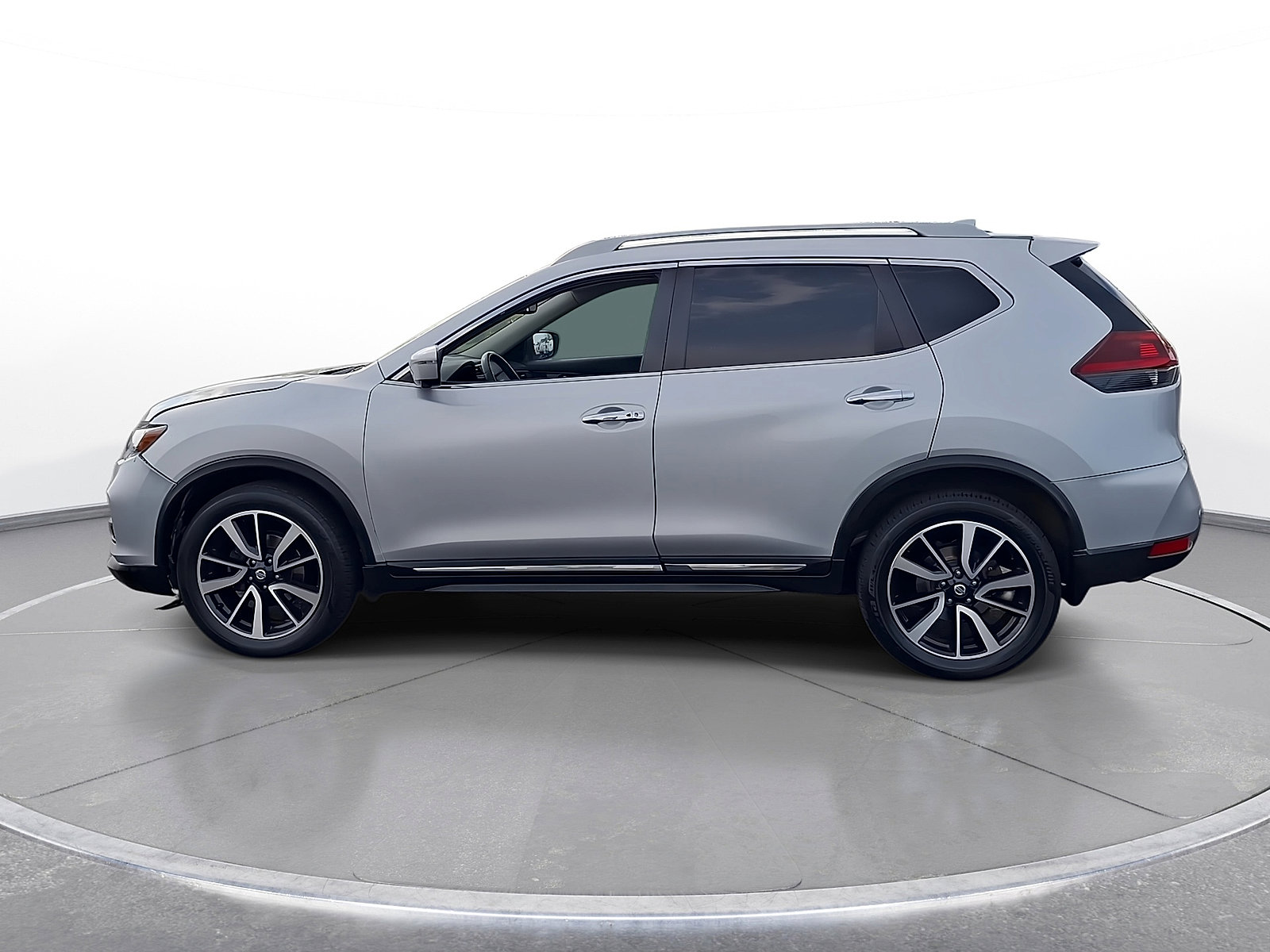Used 2019 Nissan Rogue SL AWD/4WD image 5