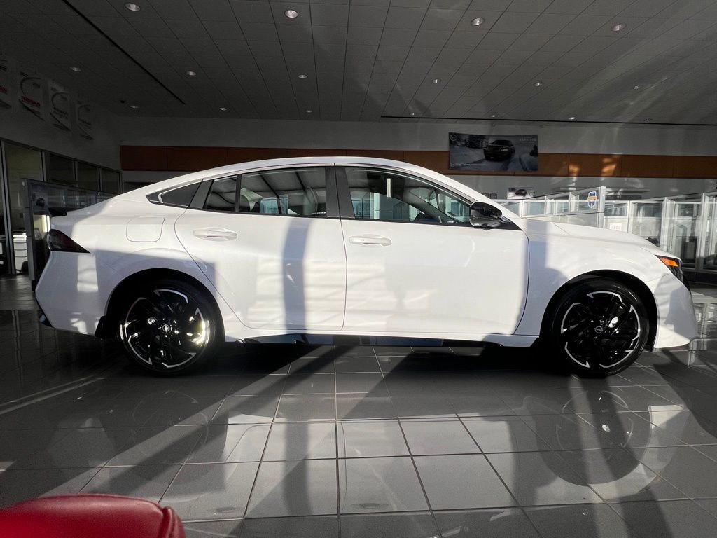 New 2026 Nissan Sentra SR w/ SR Premium Package image 3