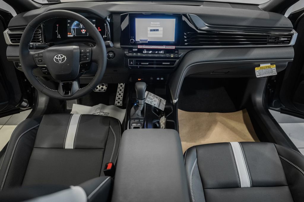 New 2026 Toyota Camry SE FWD image 17