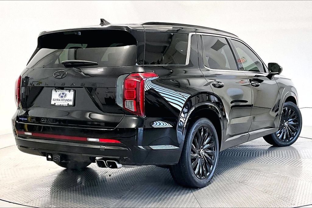Used 2025 Hyundai Palisade Calligraphy AWD/4WD image 2