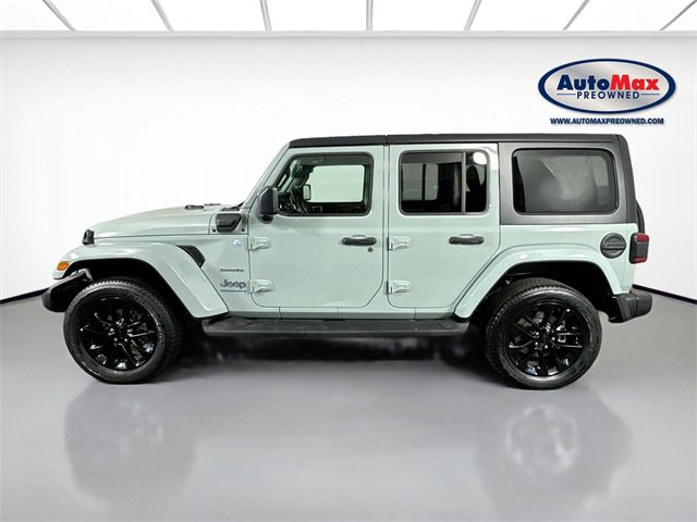 Used 2023 Jeep Wrangler Unlimited Sahara w/ Cold Weather Group image 8