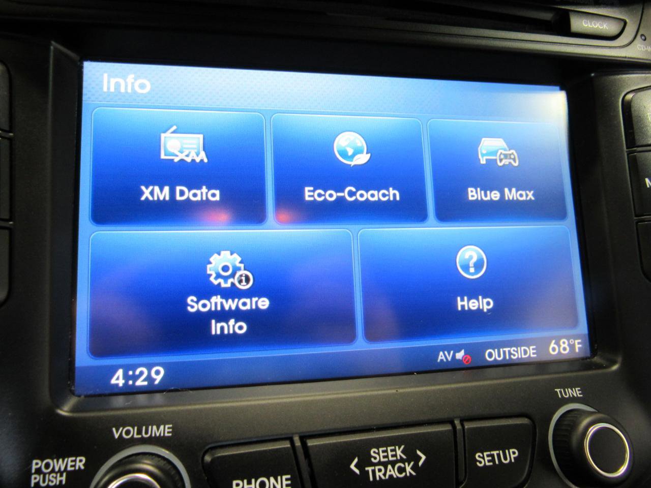 Used 2013 Hyundai Veloster image 47