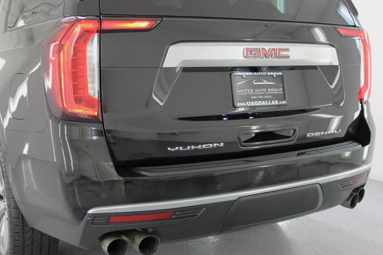 Used 2022 GMC Yukon XL Denali AWD/4WD image 24
