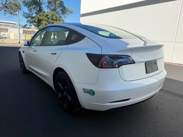Used 2022 Tesla Model 3 Standard Range image 4