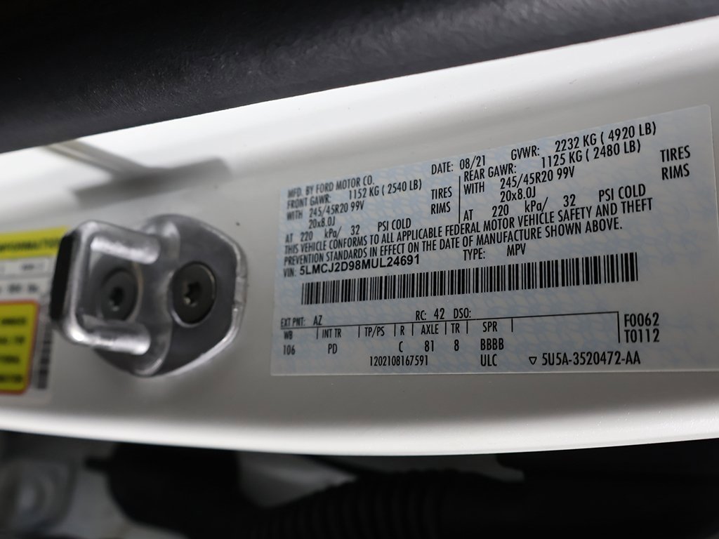 Used 2021 Lincoln Corsair Reserve w/ Equipment Group 201A image 47