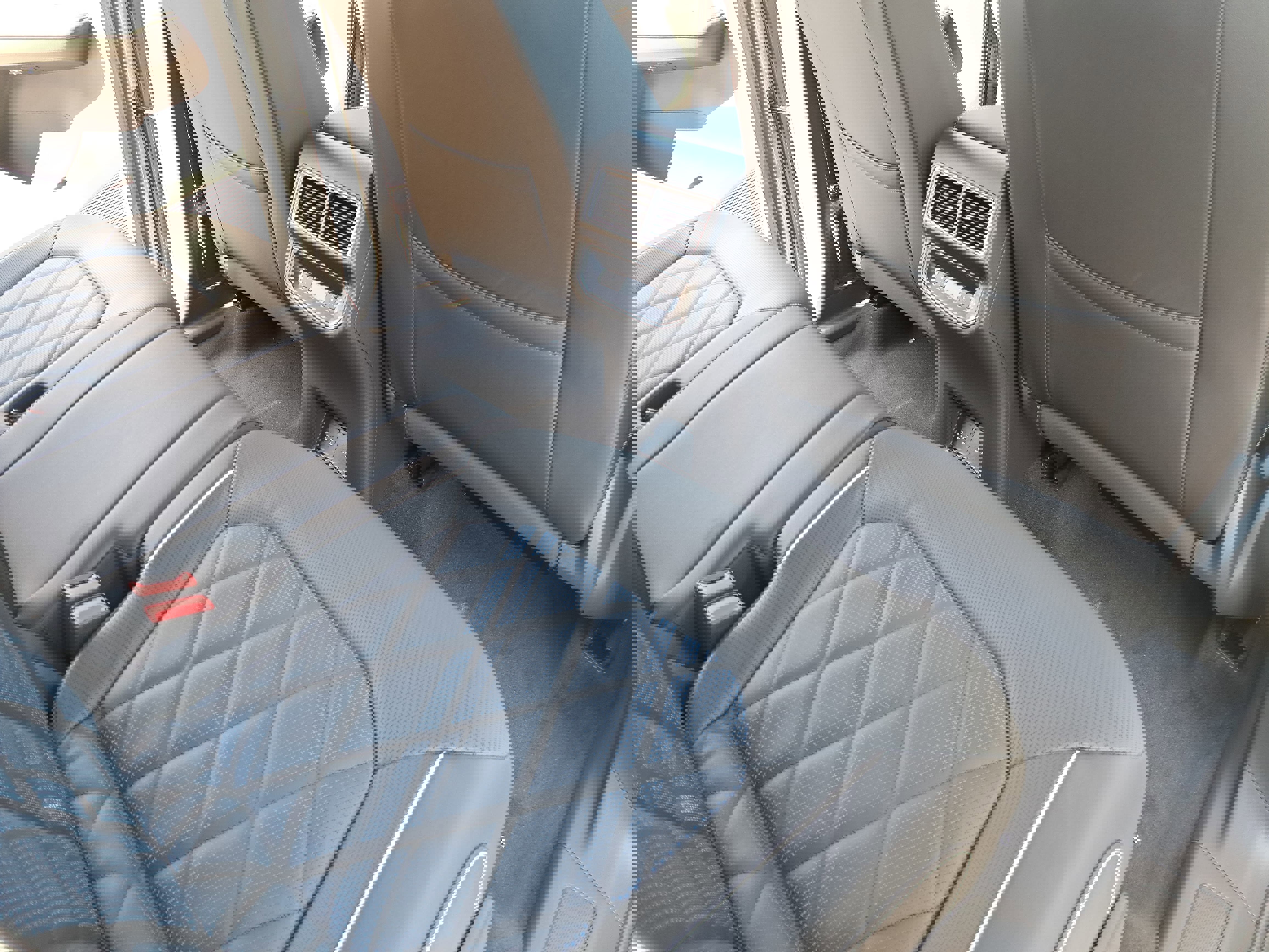 New 2026 Volkswagen Atlas Cross Sport SEL Premium R-Line image 11