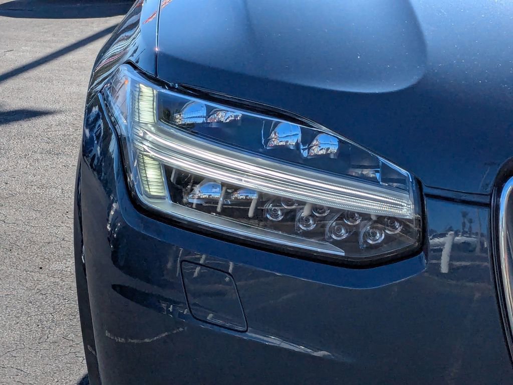 Used 2024 Volvo XC90 B6 Ultimate w/ Protection Package Premier image 10