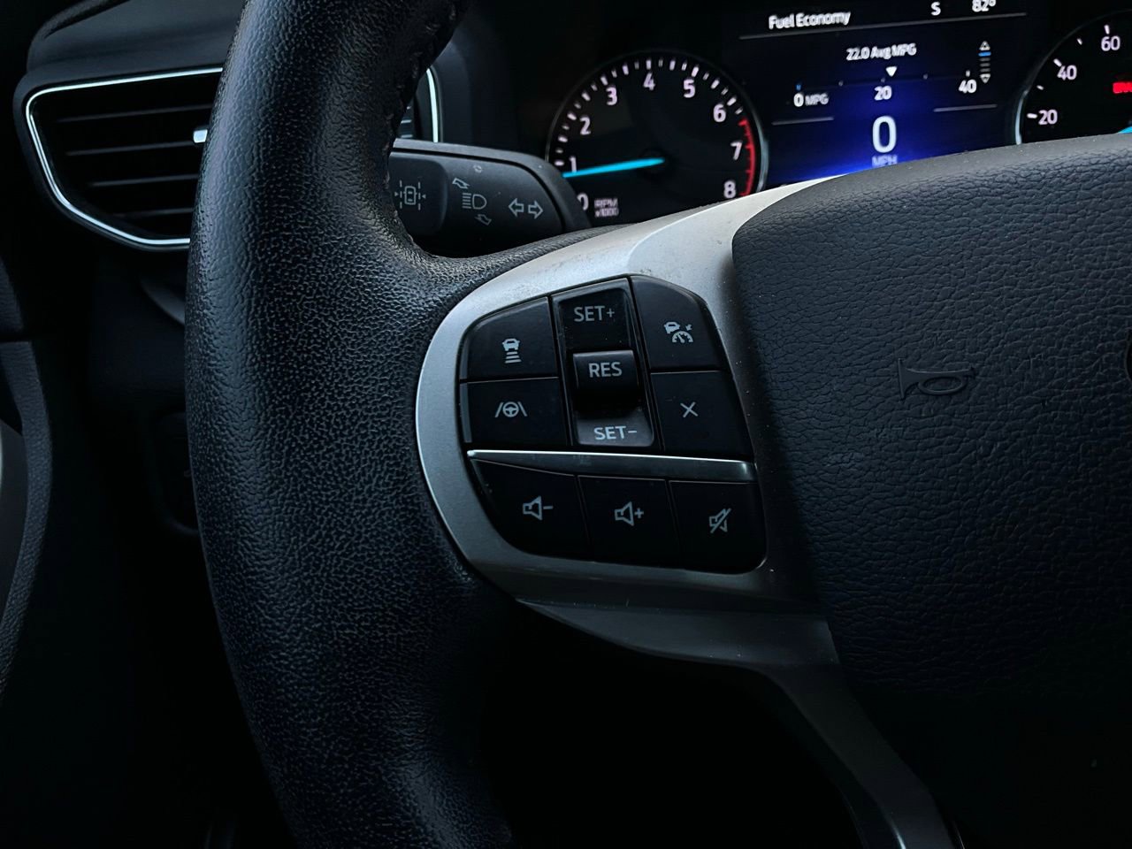 Used 2021 Ford Explorer XLT w/ Equipment Group 202A image 34