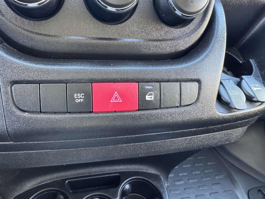 Used 2021 RAM ProMaster 1500 image 23