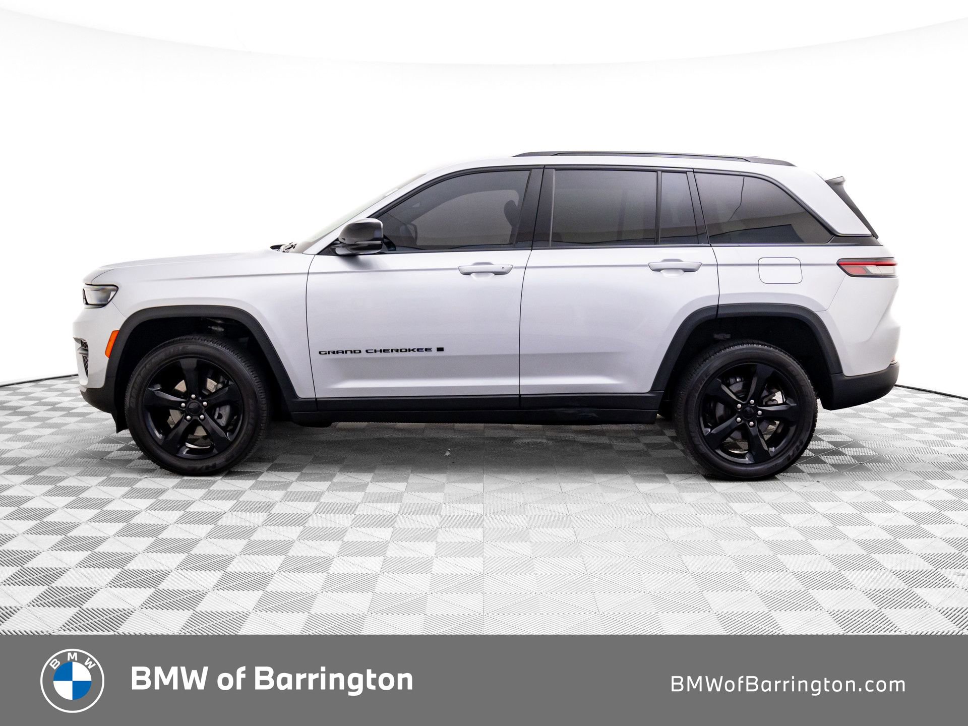 Used 2024 Jeep Grand Cherokee Altitude video 2