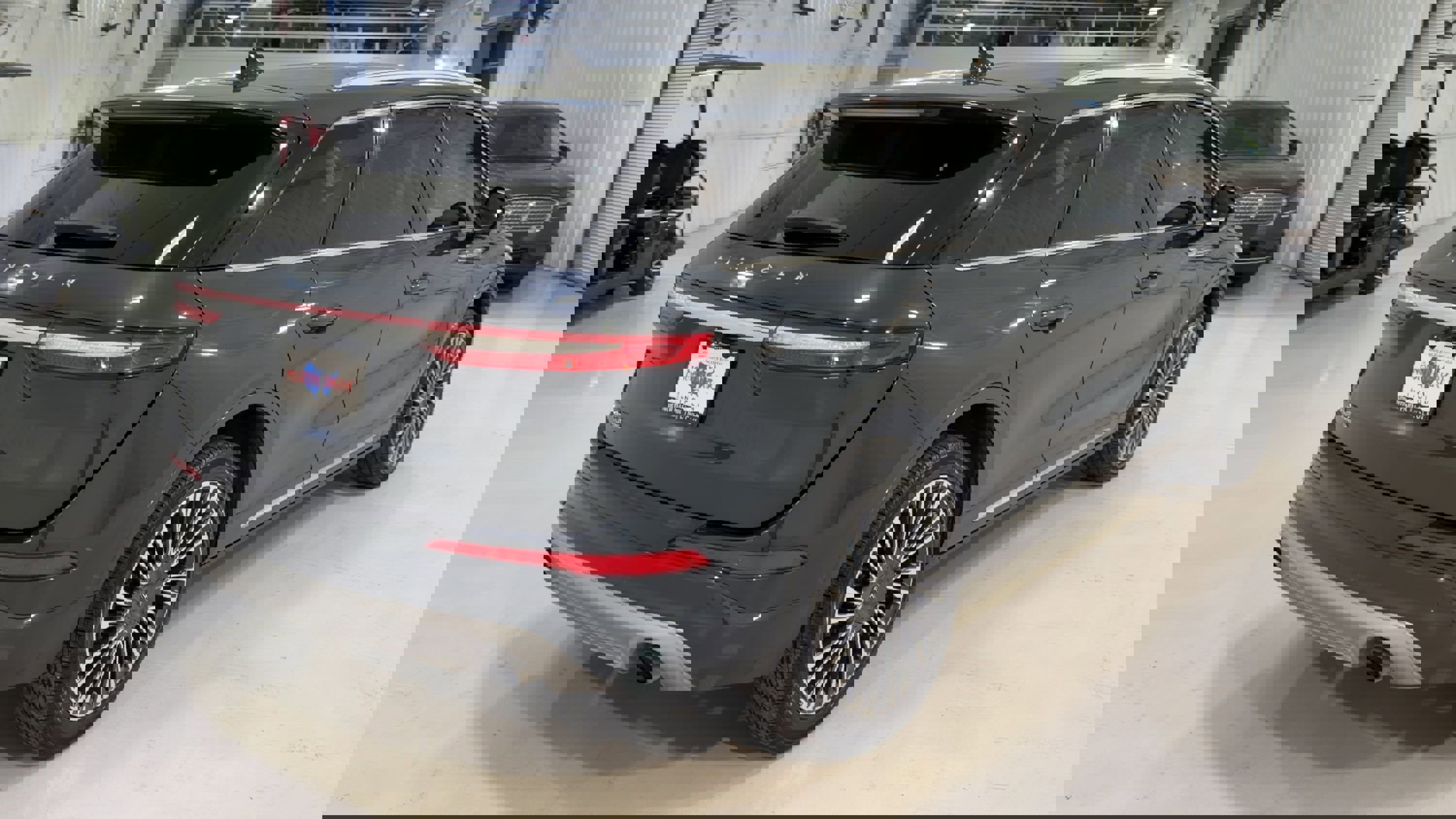 Used 2020 Lincoln Corsair Reserve w/ Equipment Group 201A image 9