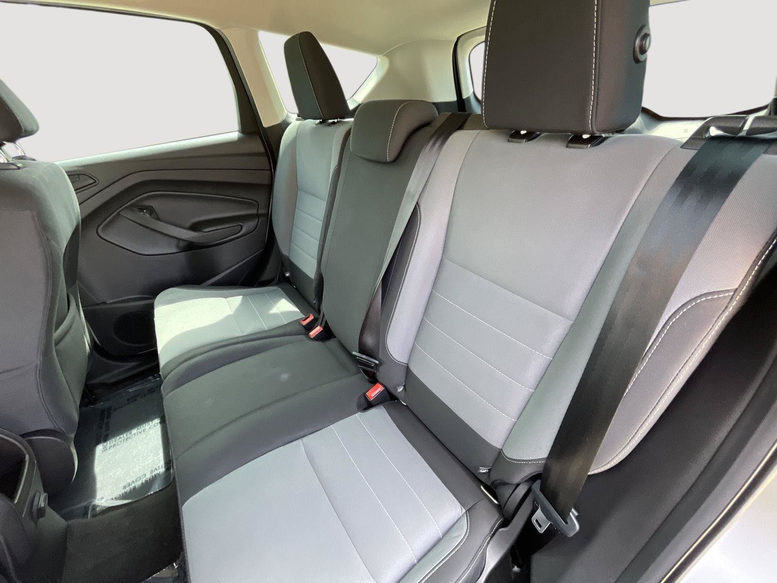 Used 2017 Ford Escape S FWD image 4