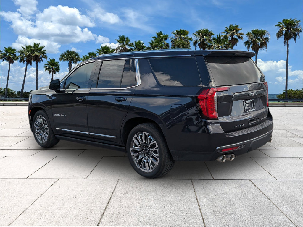 Used 2024 GMC Yukon Denali Ultimate AWD/4WD image 6