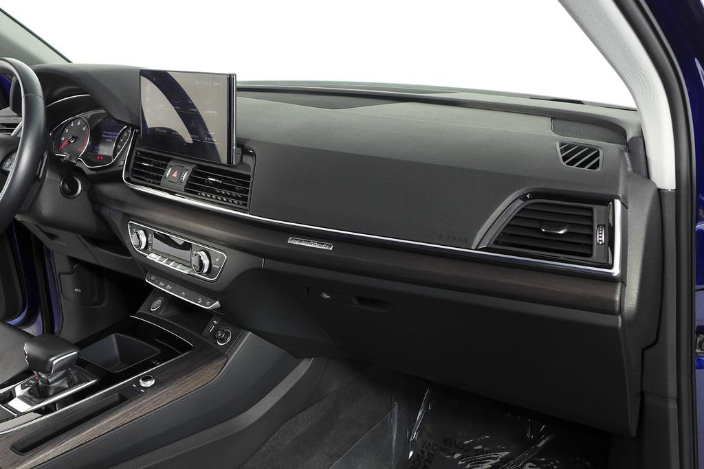 Used 2021 Audi Q5 2.0T Premium AWD/4WD image 14