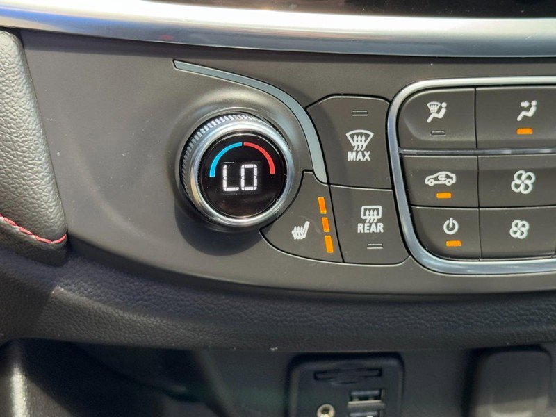 Used 2023 Chevrolet Traverse RS image 21