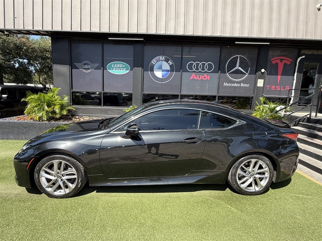 Used 2020 Lexus RC 300 w/ Accessory Package RWD image 7