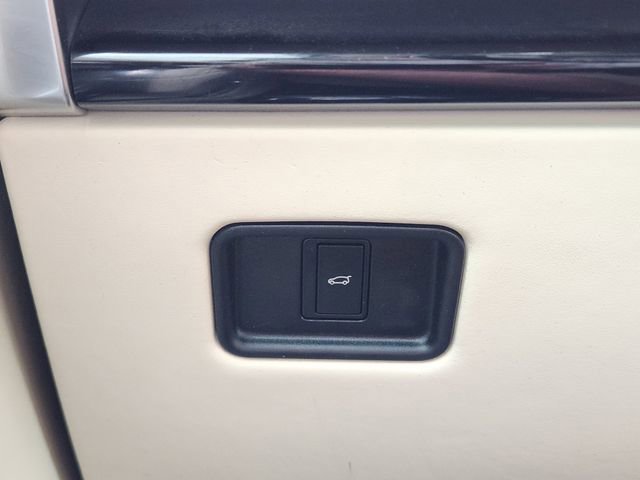 Certified 2023 Land Rover Range Rover Autobiography AWD/4WD image 22