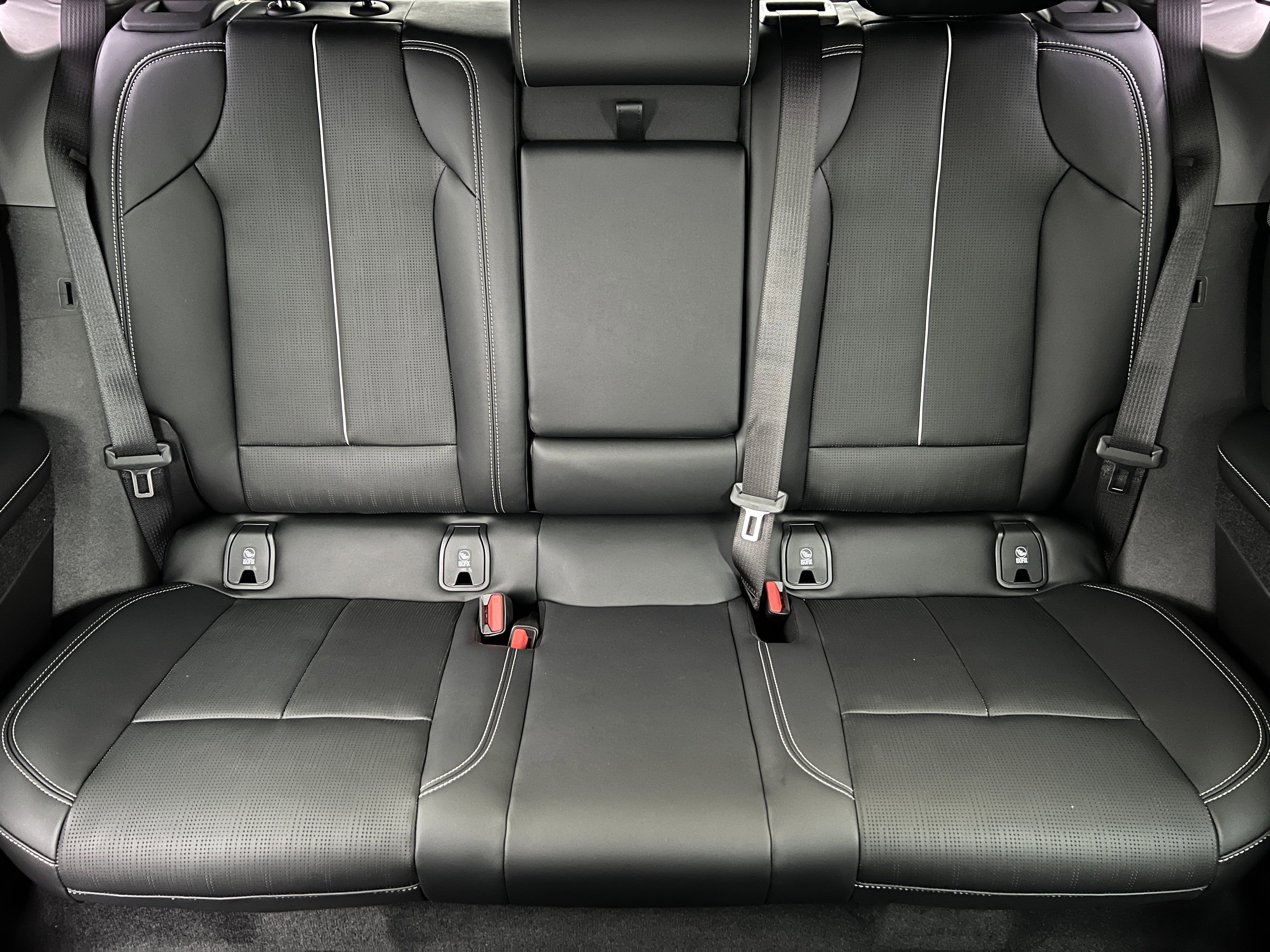 New 2026 Cadillac Optiq Luxury 2 image 16