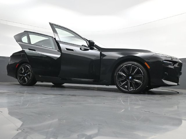 New 2026 BMW i7 xDrive60 AWD/4WD image 45