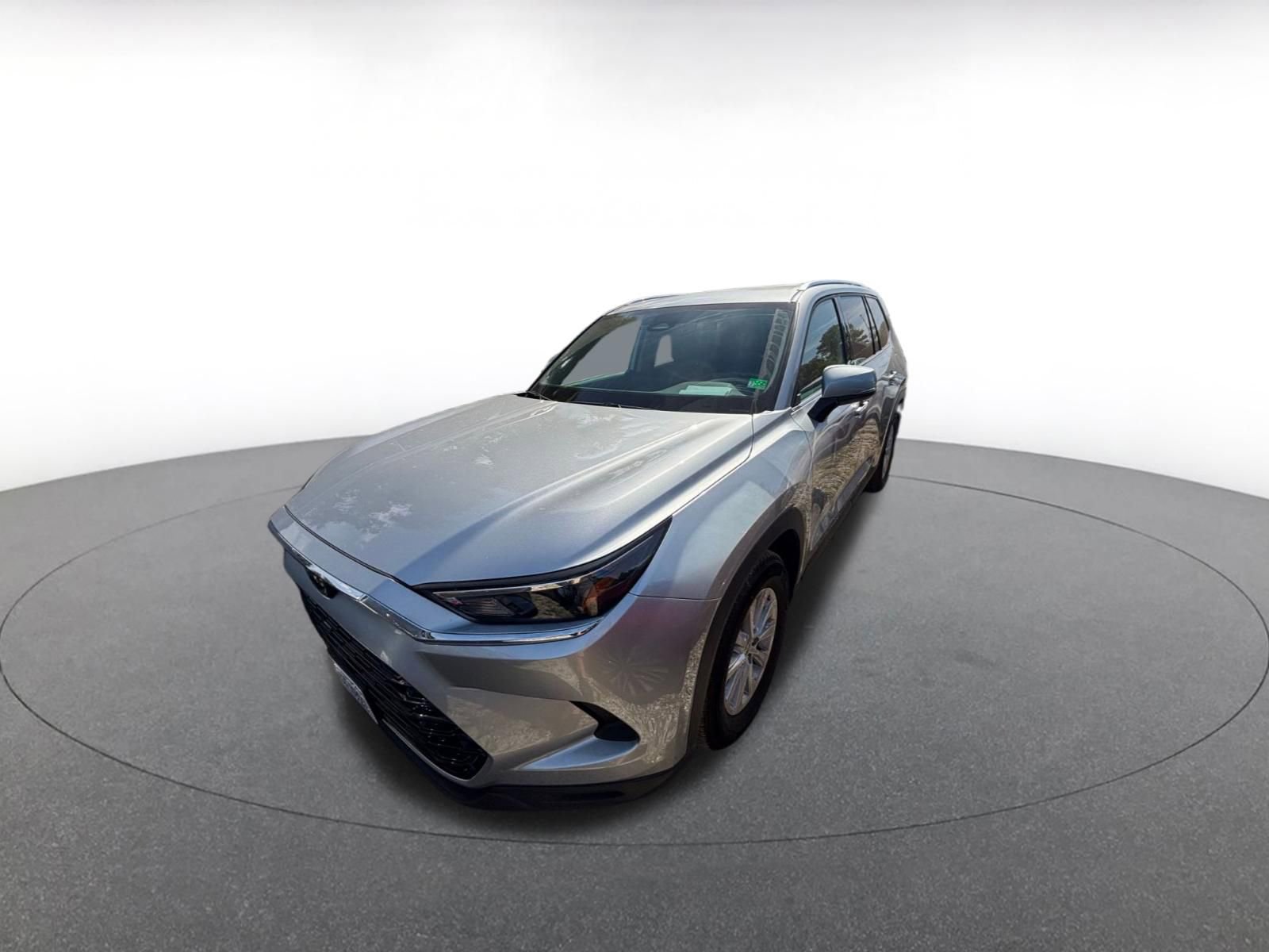 Used 2025 Toyota Grand Highlander FWD image 4