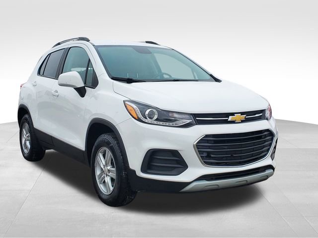 Certified 2022 Chevrolet Trax LT w/ LT Convenience Package image 7