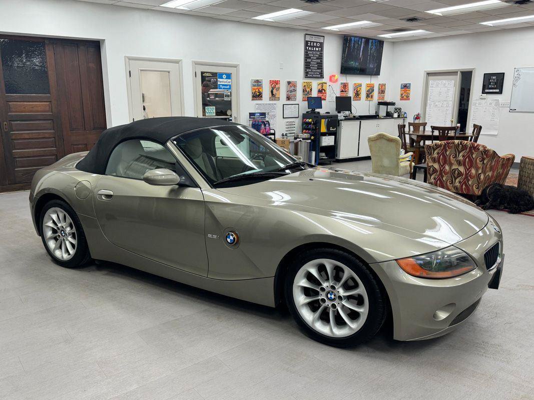 Used 2004 BMW Z4 2.5i RWD image 27