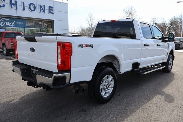 Used 2025 Ford F250 XLT image 3