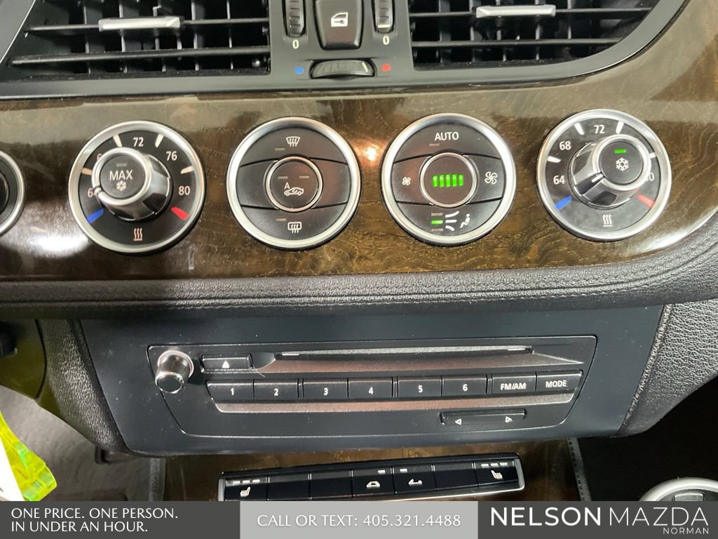 Used 2011 BMW Z4 sDrive35i RWD image 27