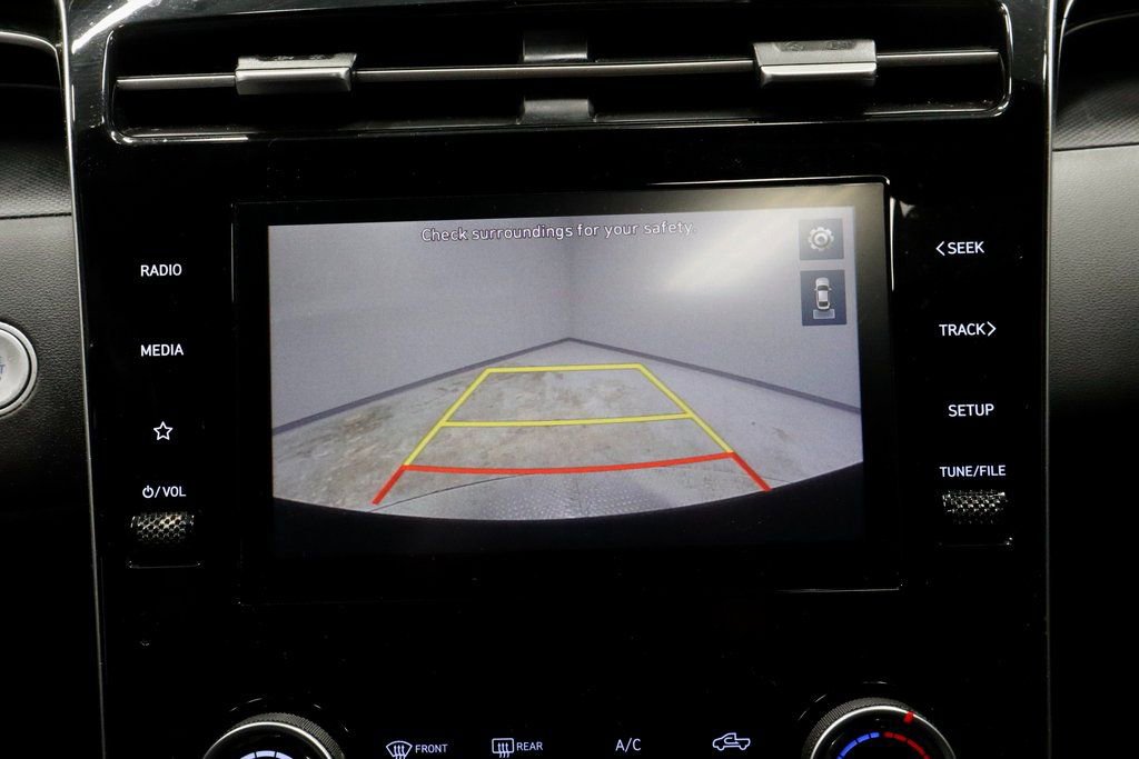 Used 2022 Hyundai Santa Cruz SEL w/ Activity Package image 2