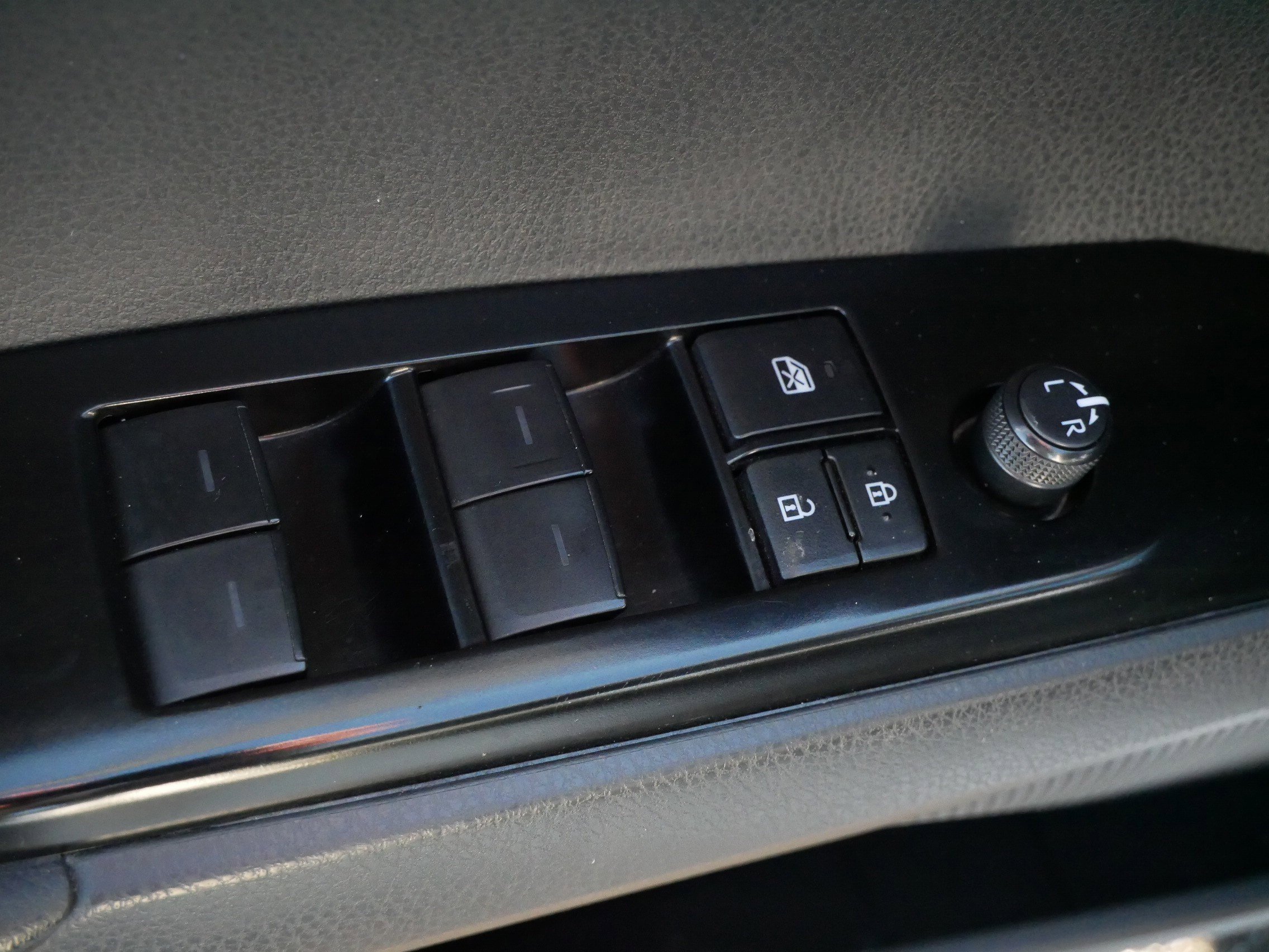 Certified 2025 Toyota Camry SE w/ Convenience Package image 20