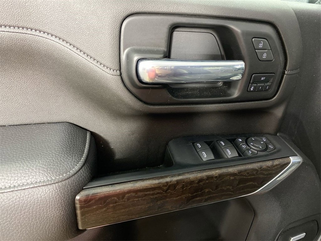 Used 2023 GMC Sierra 2500 Denali w/ Denali Ultimate Package image 13