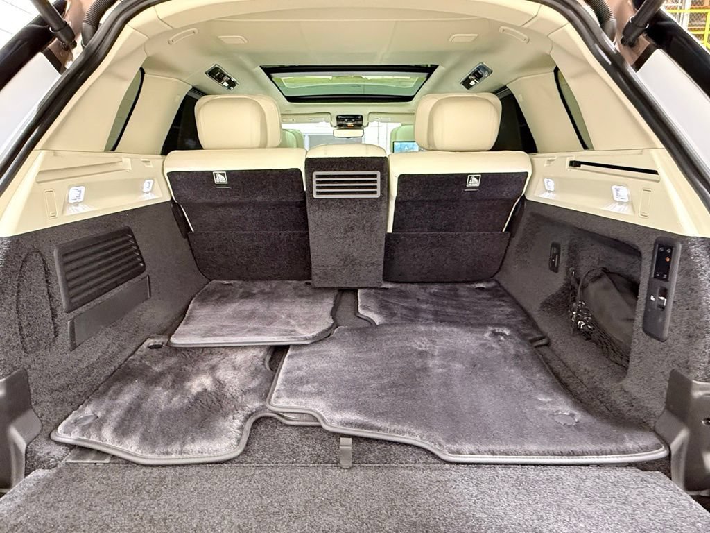 Used 2023 Land Rover Range Rover SV AWD/4WD image 76